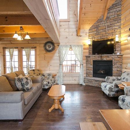 Hummingbird Haven Cabin By Amish Country Lodging Berlin Exterior foto